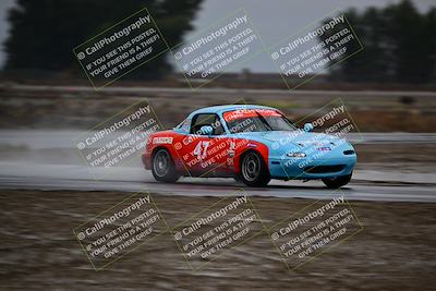 media/Nov-15-2025-CalClub SCCA (Sat) [[7bfa5a7151]]/Race/Group 4/
